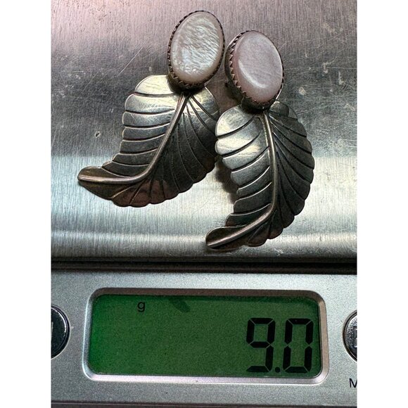 Estate Sterling Silver 925 Leaf Drop Earrings Pink Shell Oval, Signed DB, 9.0g - Picture 8 of 8